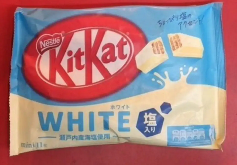 Nestle KitKat Otona no Amasa White in Salt